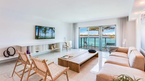 Interior of a guestroom at Beach Haus