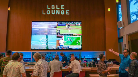 samsung hilton waikiki lounge screen