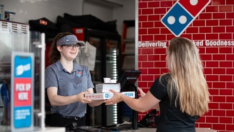 Dominos carryout order handoff