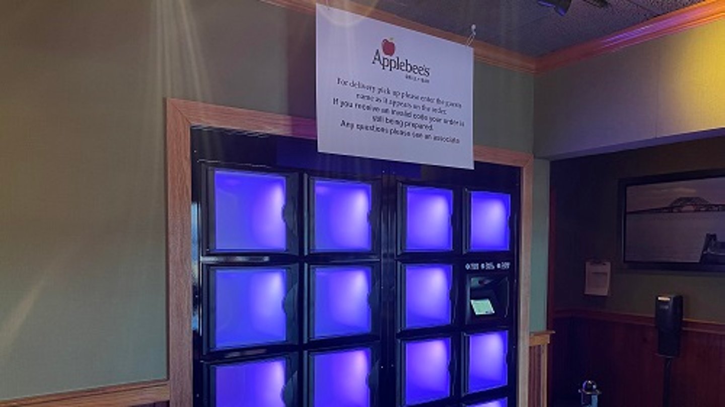 apex food lockers at applebees franchise