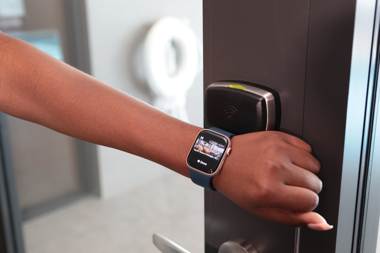 apple watch mobile key hyatt