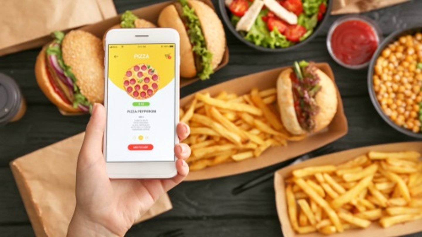 online ordering of restaurant food including burgers 