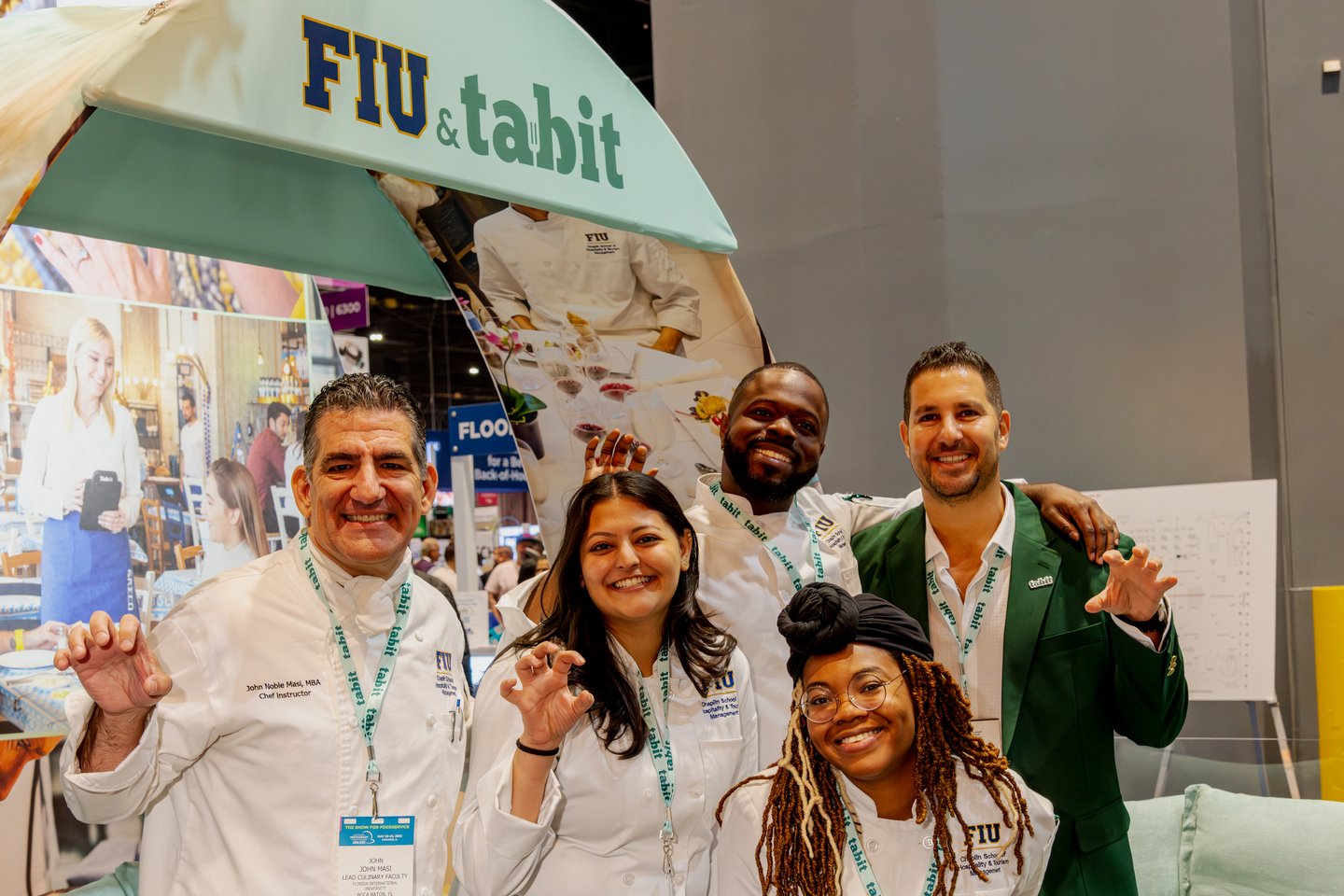 Tabit's Nadav Solomon and FIU Students at NRA Show 2023