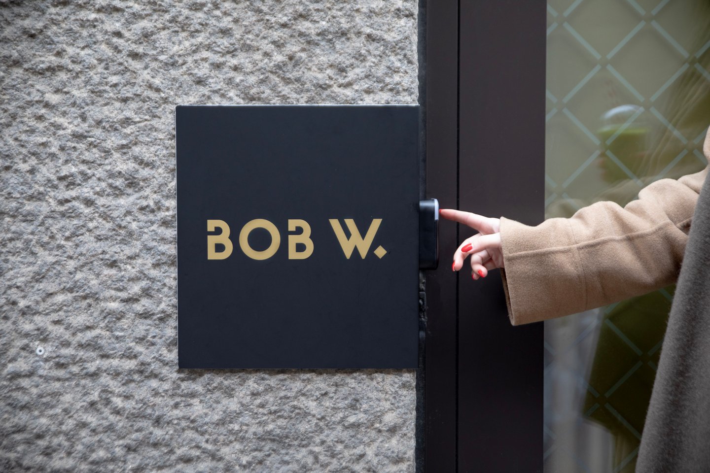 Bob W sign