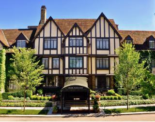 deer path inn exterior