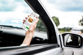max burger app in car