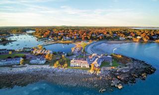 Aerial view of Stage Neck Inn