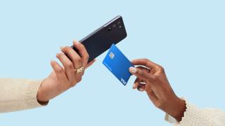 Square contactless tap to pay on android two hands 