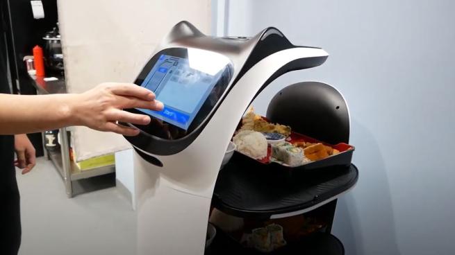 Sushi Restaurant Deploys Pudu's Robotic Server