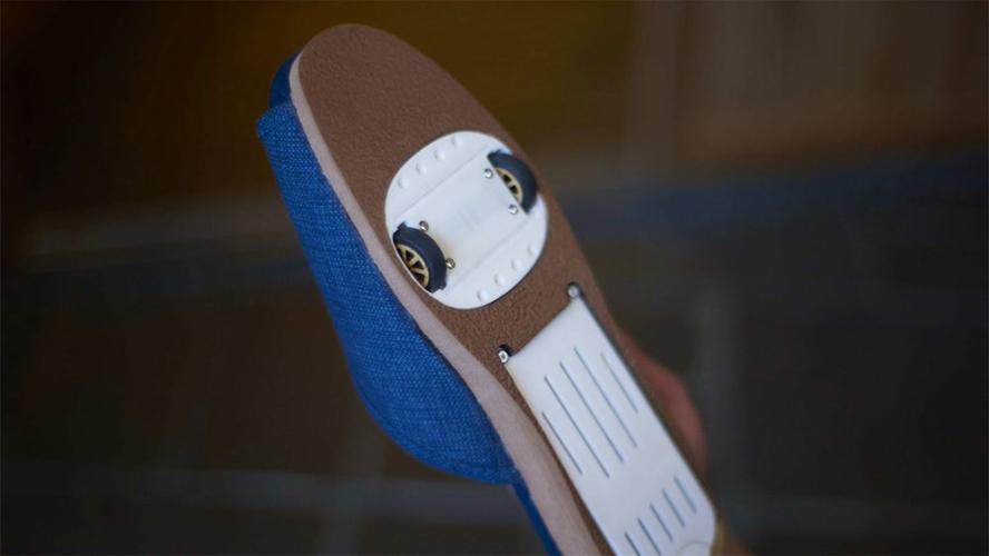 The slippers use two tiny wheels, a motor and sensors to "drive" across the floor.